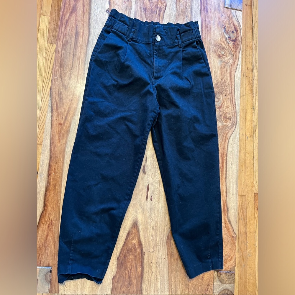 Zara cropped high waisted mama jeans size M